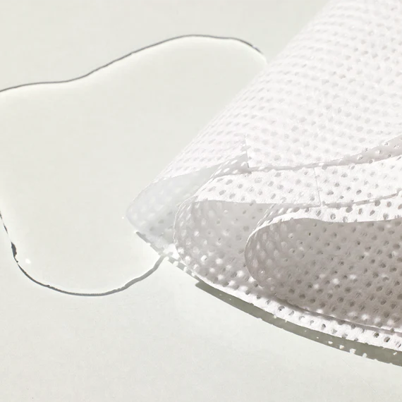 Masque hydratant enrichi en extrait de carotte pour une peau douce et apaisée.