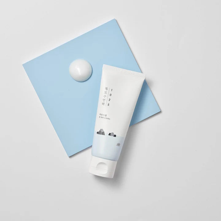 Soin nocturne pour apaiser, hydrater et revitaliser la peau pendant le sommeil.