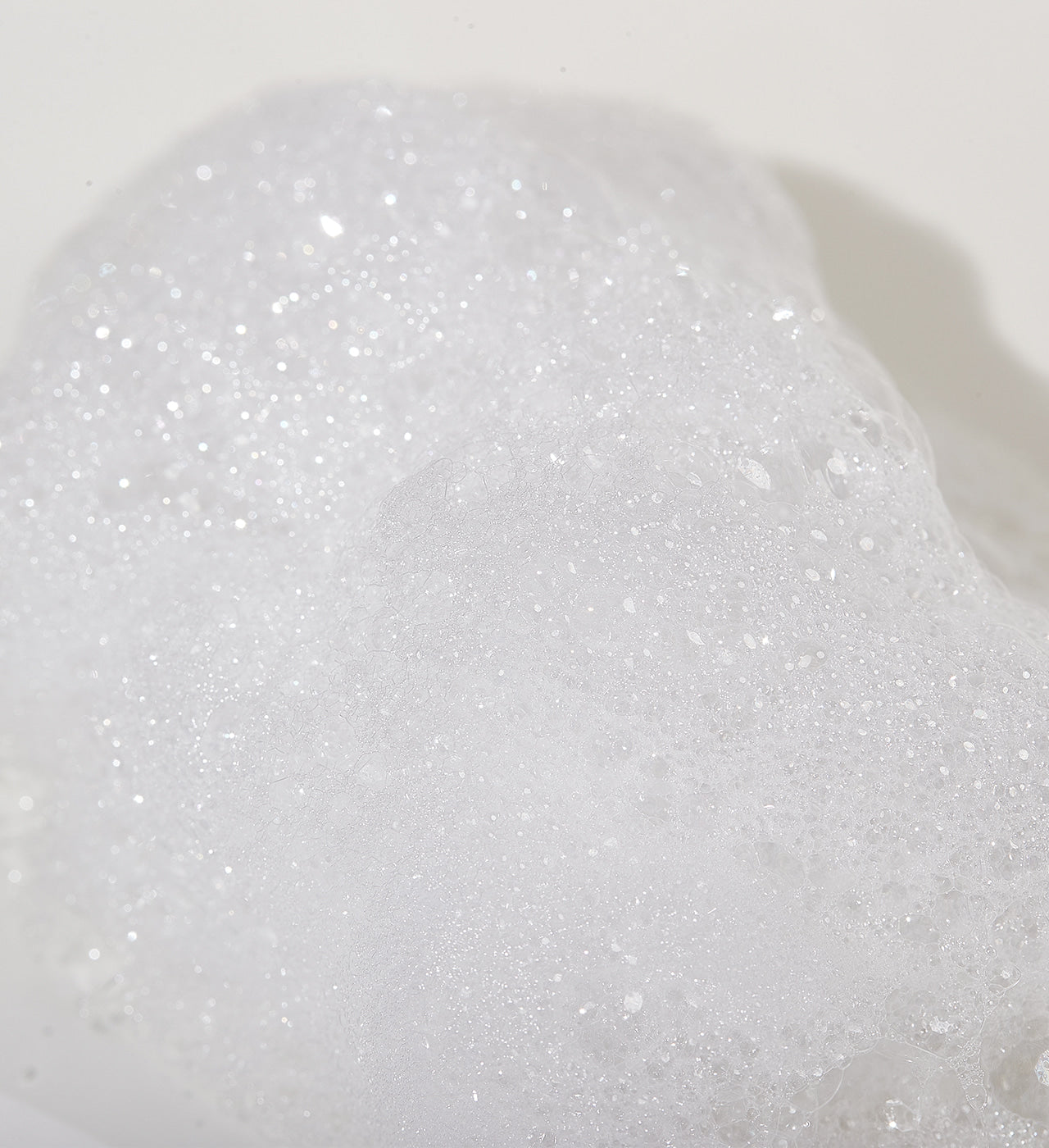 LADOR - MOISTURE BALANCING SHAMPOO