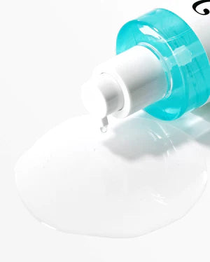 Soin exfoliant quotidien Anua BHA 2% Toner, parfait pour nettoyer les pores et réduire les imperfections, en vente chez Sakura Bloom.